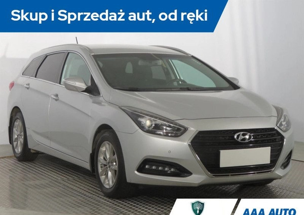 Hyundai i40 cena 62000 przebieg: 119144, rok produkcji 2018 z Zabłudów małe 301